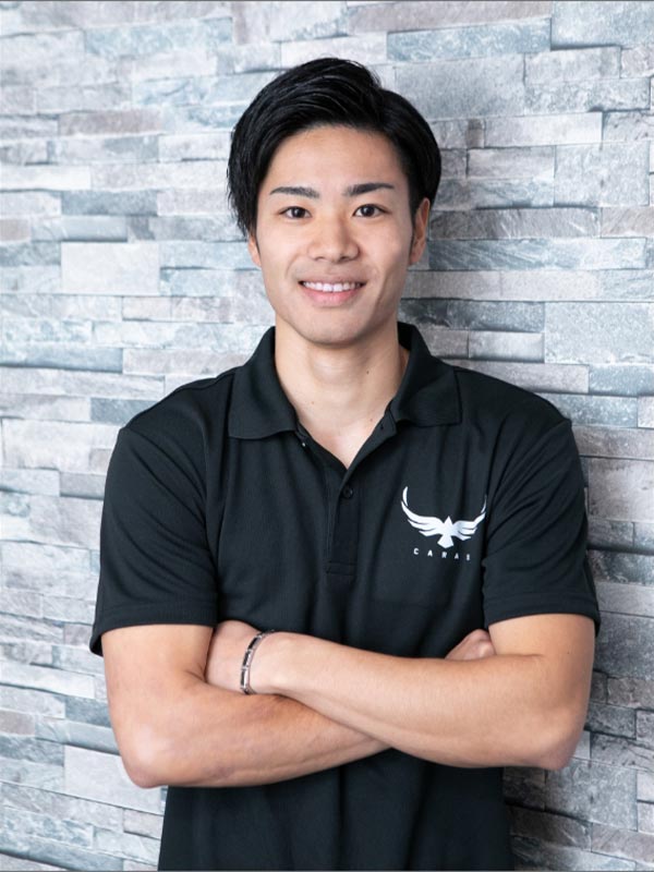 成定 駿介